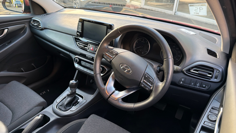 Hyundai i30 1.0T GDi SE Connect 5dr DCT Petrol Hatchback